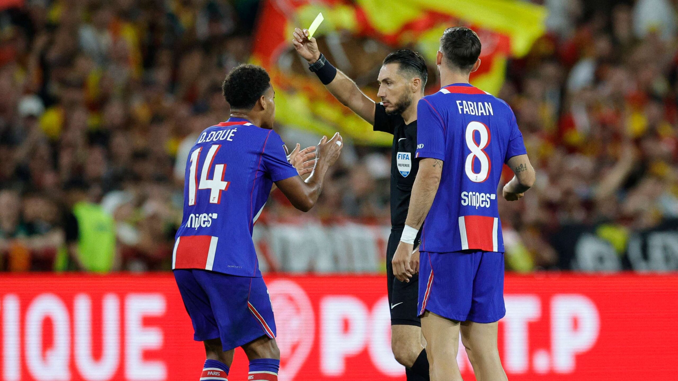 LFP ถูกวิพากษ์วิจารณ์อย่างหนัก หลัง Lens ชนะ PSG ในโทรฟี เดส์ แชมเปียนส์ ที่สนามเหย้าเลนส์