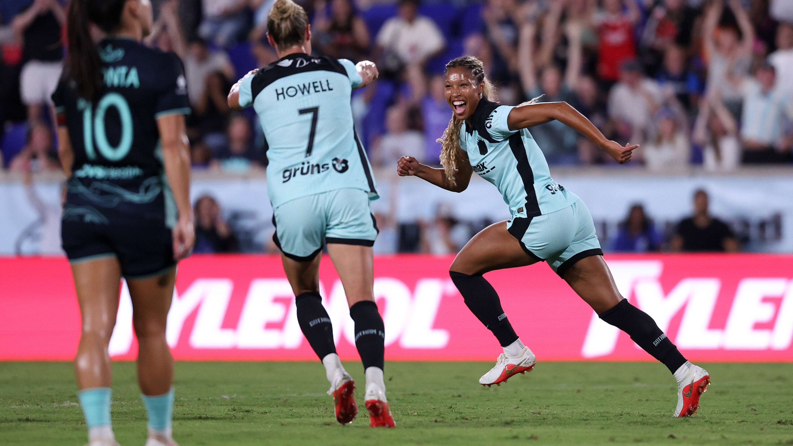 อันดับพลัง NWSL ประจำสัปดาห์: ทรินิตี้ โรดแมน ซัดงดงาม ซิดนีย์ เลรูซ์ กลับสนาม และ Gotham FC ยังคงนำจ่าฝูง