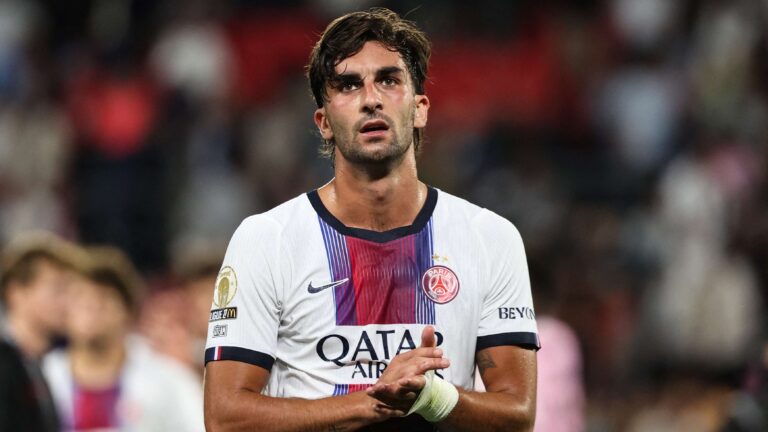 เฟร์ราน ตอร์เรสฮีโร่เดบิวต์ซัดสอง! เอ็นริเก้ชมแข้งใหม่ช่วย PSG ตามตีเสมอ Rennes 2-2