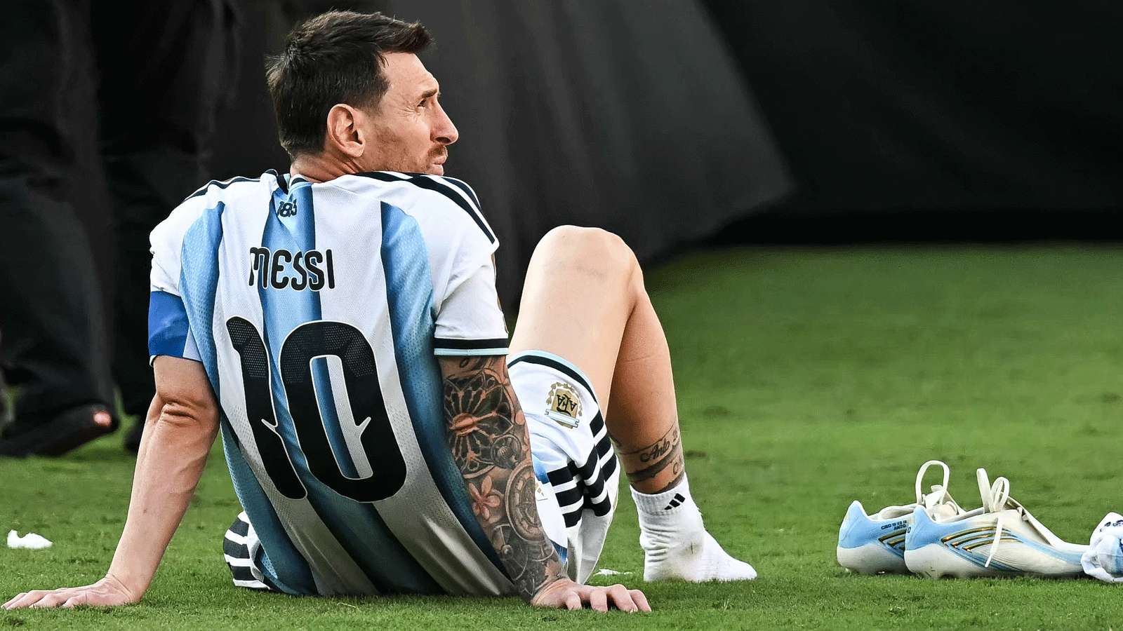 ลิโอเนล เมสซี ประกาศรีไทร์ทีมชาติ หลังพาอาร์เจนตินาพ่ายสเปนในชิงฟุตบอลโลก