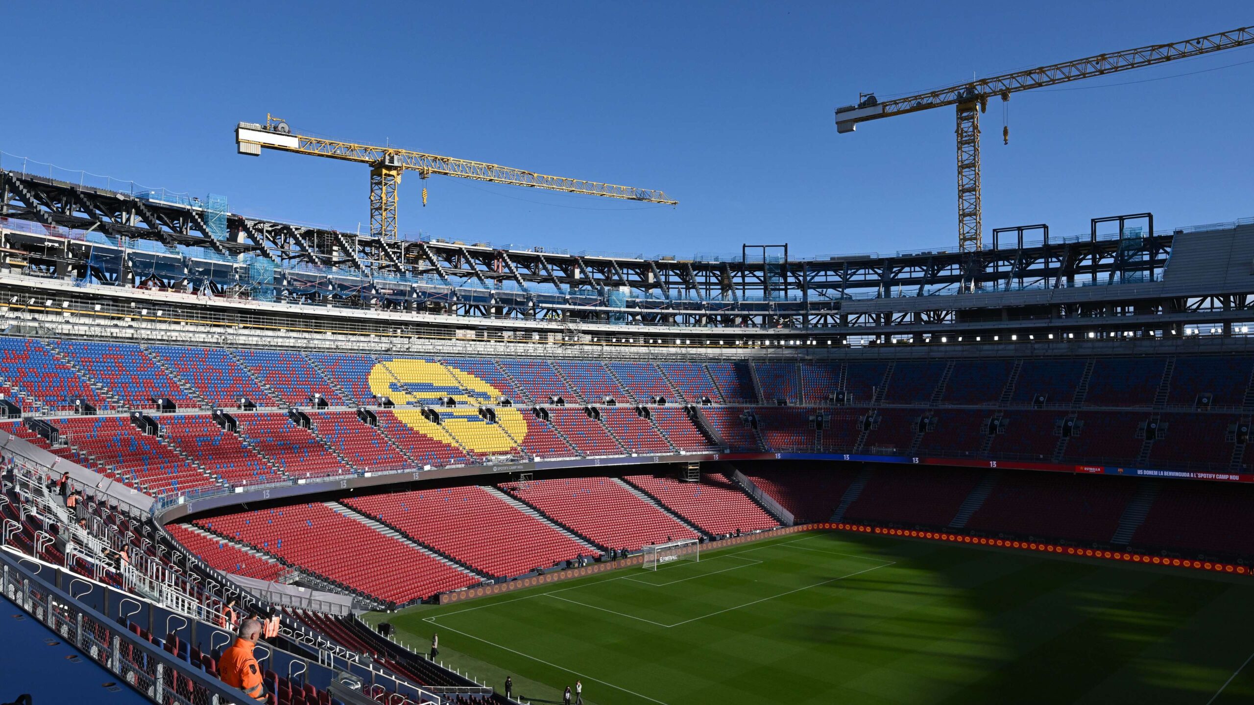 บาร์เซโลนาเตรียมสร้างสวนสนุกในร่มภายใน Spotify Camp Nou ภายใต้ข้อตกลงพาณิชย์กับ Babylon Park Spain SL