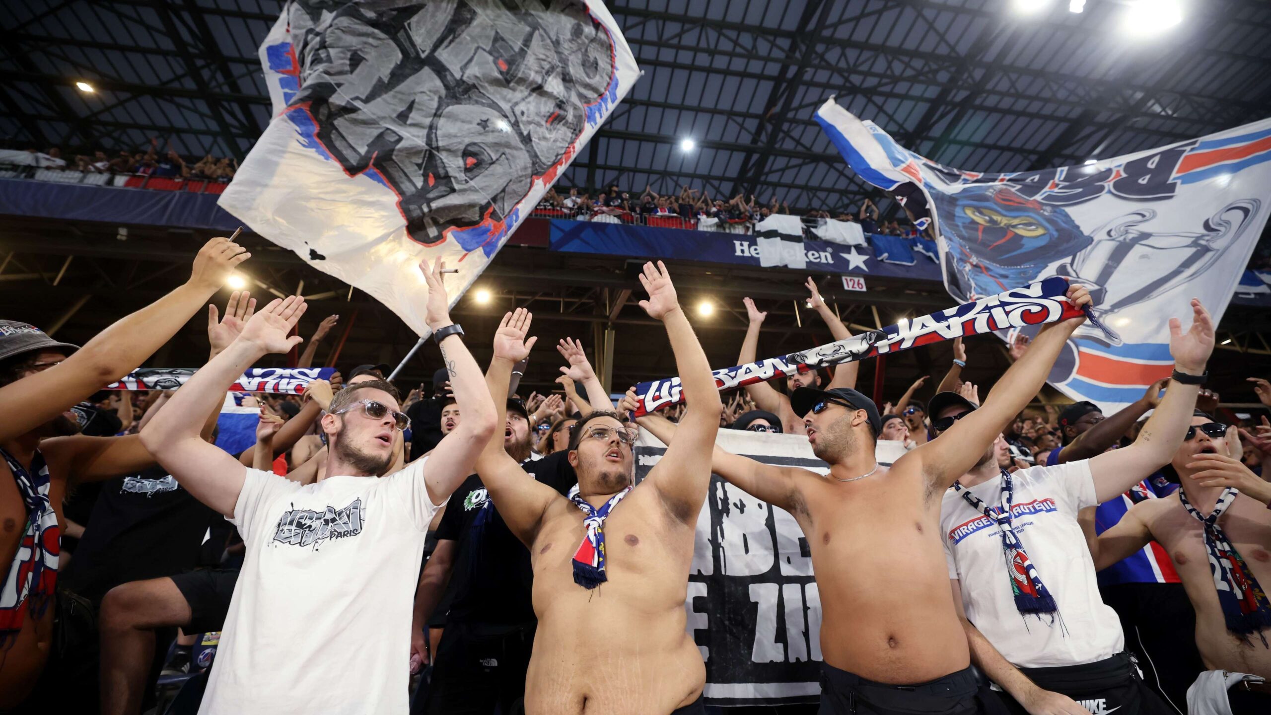 Collectif Ultras Paris ยื่นฟ้องศาลเพื่อต้านคำสั่งห้ามเดินทางร่วมชม Le Classique