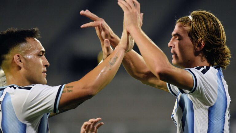 อาร์เจนตินาเปิดทัวร์อุ่นเครื่องในบ้าน ด้วยชัยถล่มโบลิเวีย 4-0 ที่คอร์โดบา