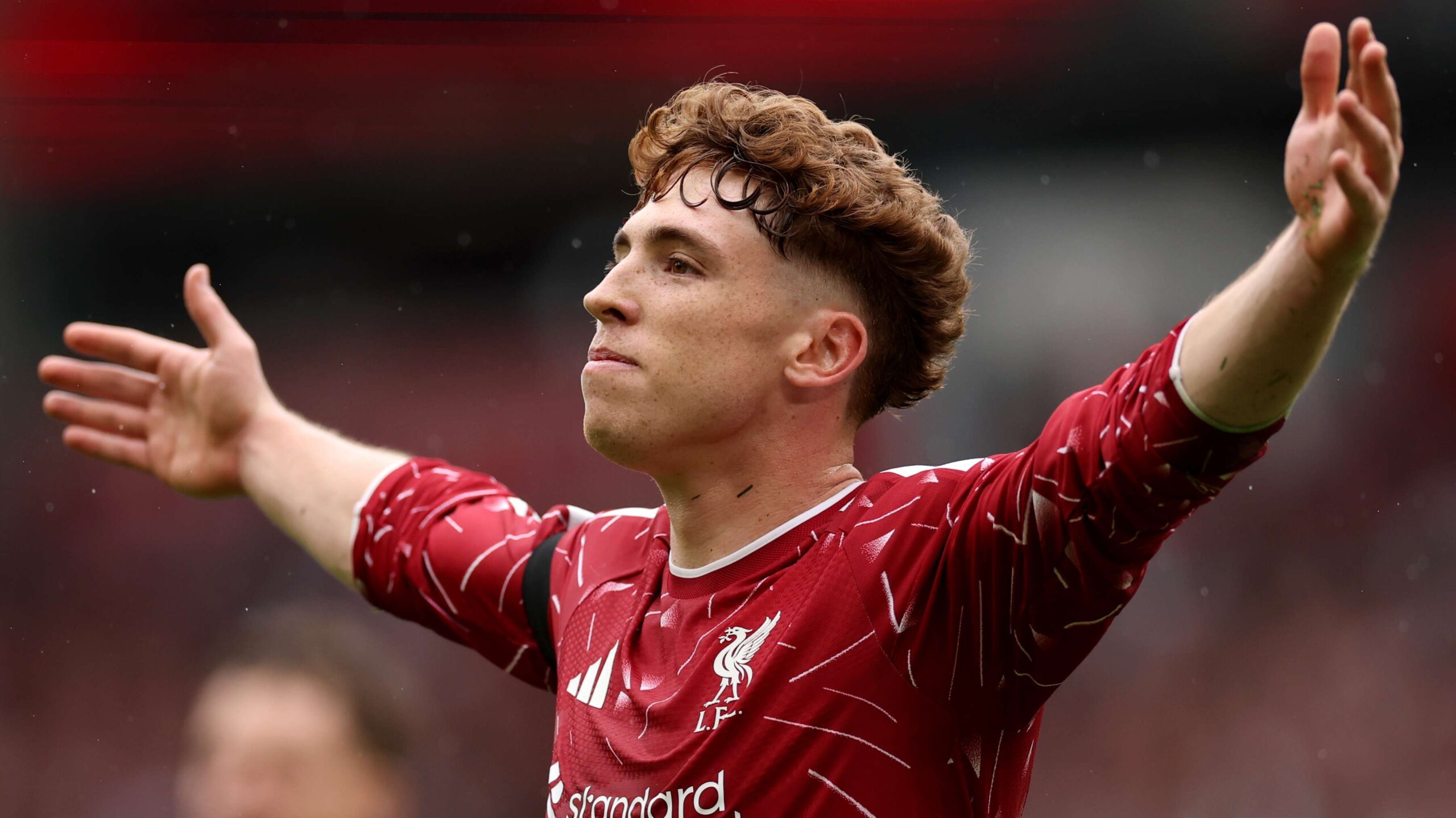 วิกเตอร์ มูโนซชมความเข้มพรีเมียร์ลีกหลังเปิดตัวกับลิเวอร์พูล
